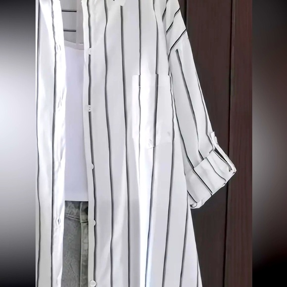 Vibrant Striped Print Button Front Blouse - Picture 5 of 11